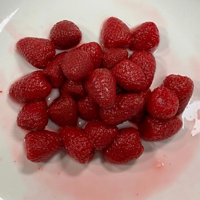 Canned Fruit Canned Strawberry in Light Syrup 410g